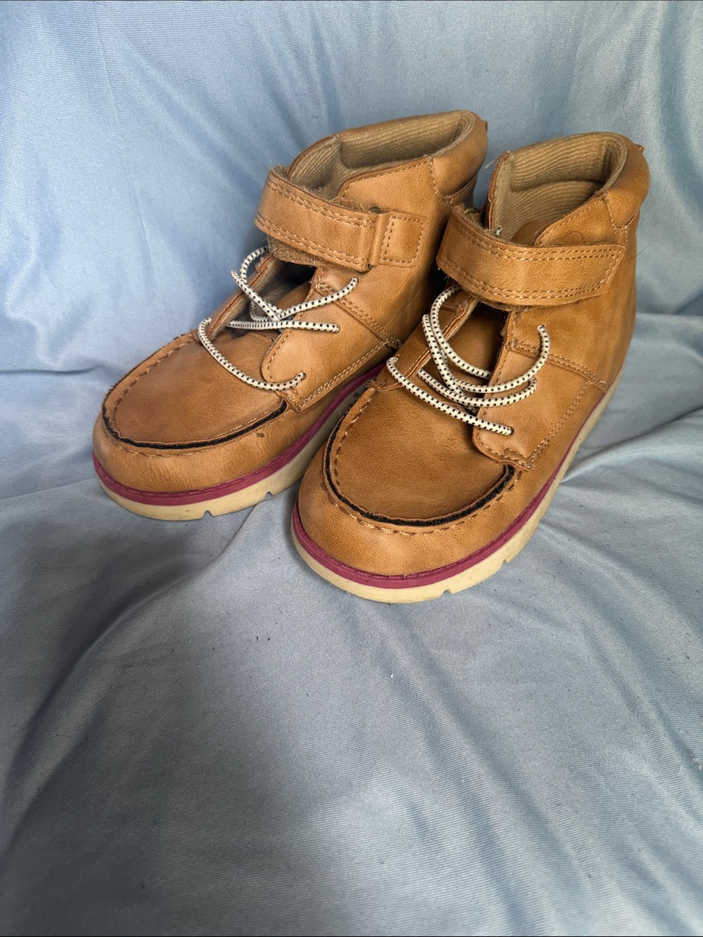 Oshkosh Kids Brown High-Top Casual Shoes with burgundy accent